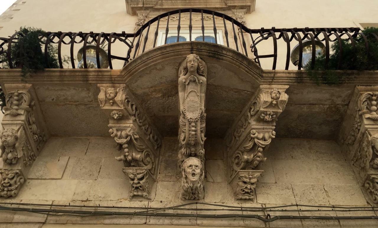 Maniace 57, Ortigia Historic Center, 200 Mt From The Beach Syrakus Exterior foto